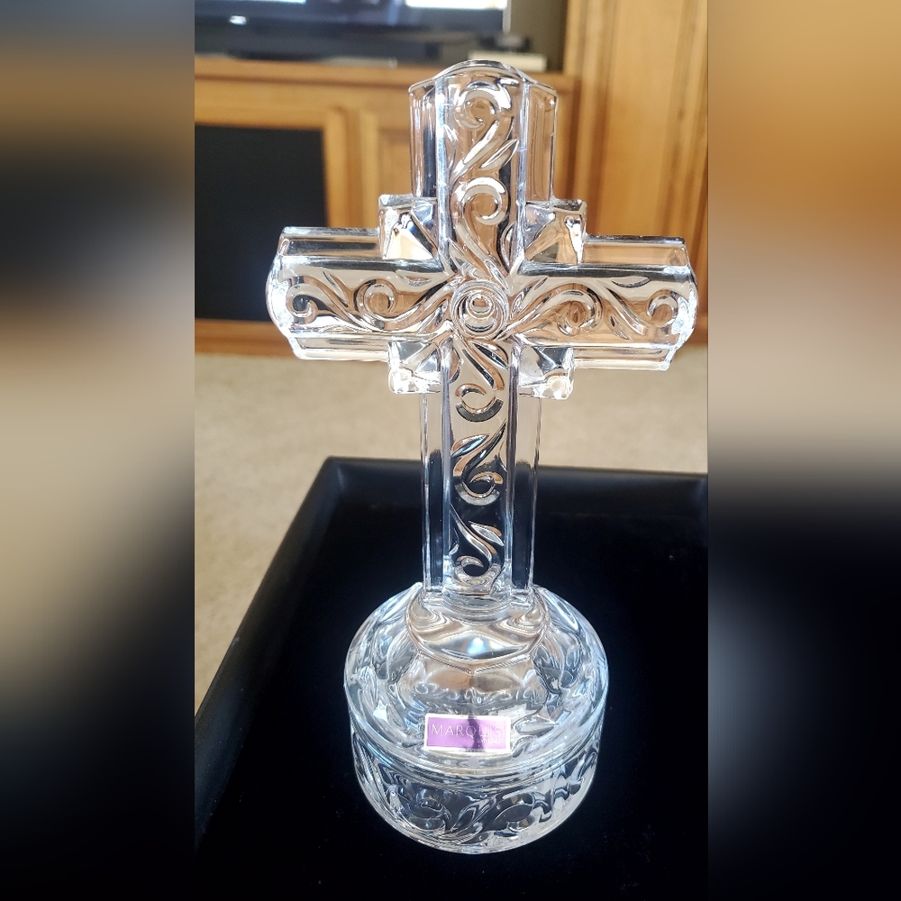 Waterford Crystal Box with Cross Lid